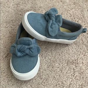 Old Navy slip on Sneakers; size size 6 Toddler